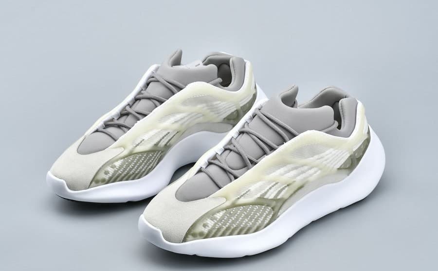 Adidas Yeezy Boost 700 V3 White & Grey Reflective Glow In The Dark (41-45) Арт-13860