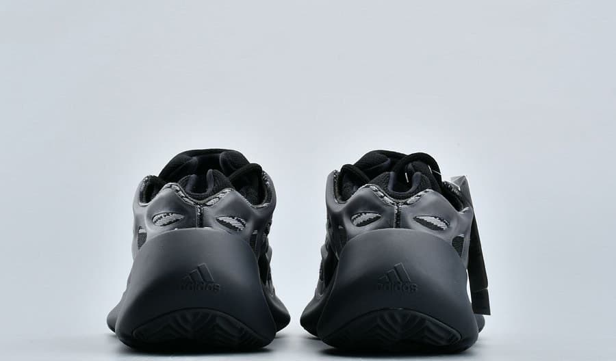 Adidas Yeezy Boost 700 V3 Black Reflective (41-45) Арт-13861